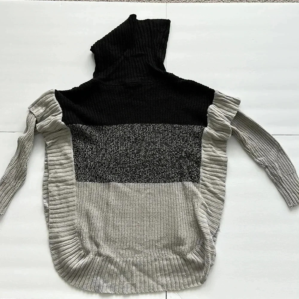 Alya Black And Grey Sweater Sz S/M View 5